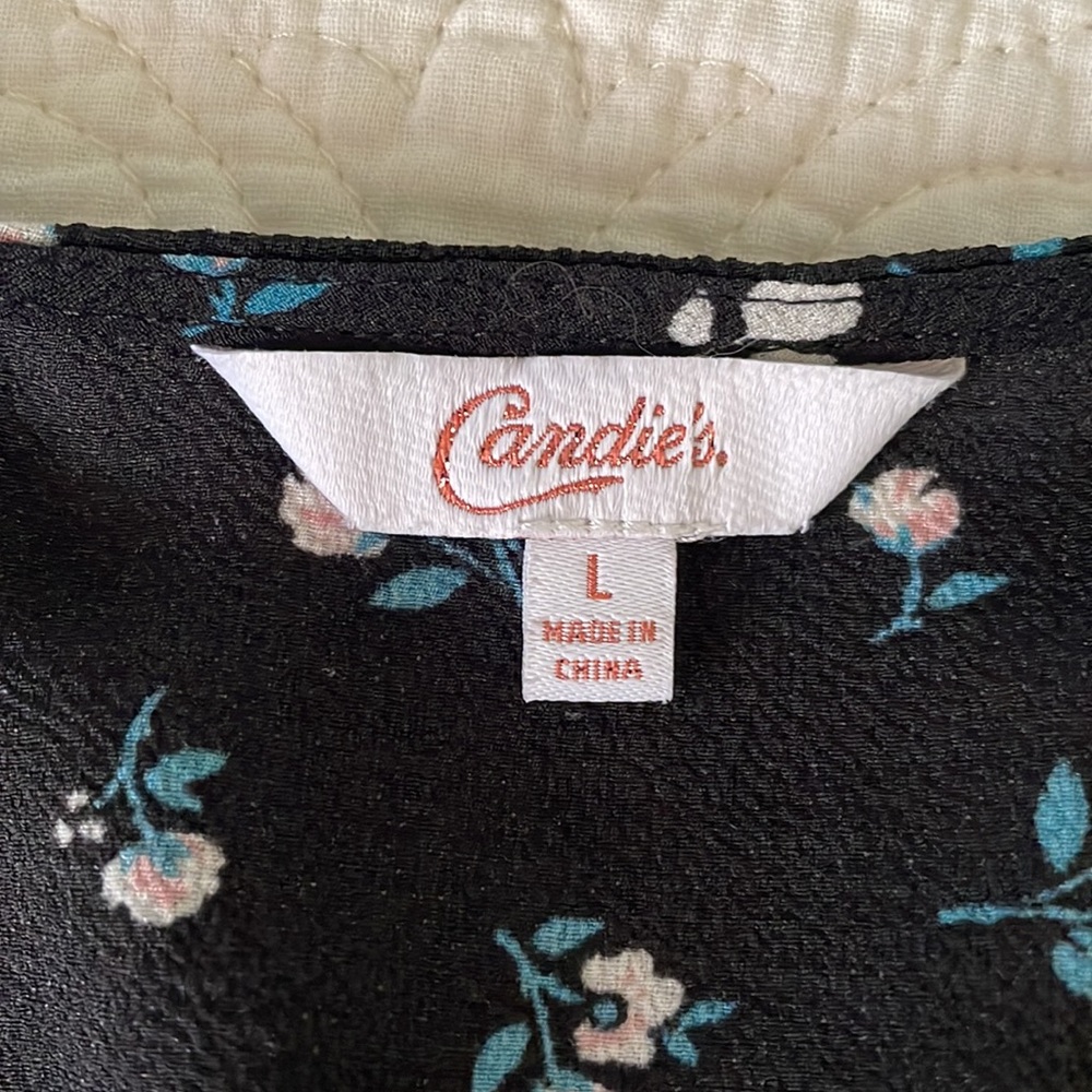 Candies Blouse - Picture 2 of 2